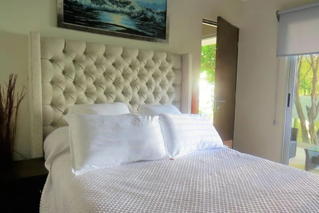 2 Bedrooms Luxury Apartment In بلايا ديل كارمن